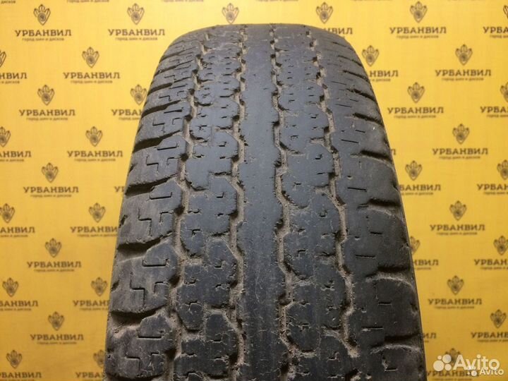 Bridgestone Dueler H/T D689 205/60 R16 104S