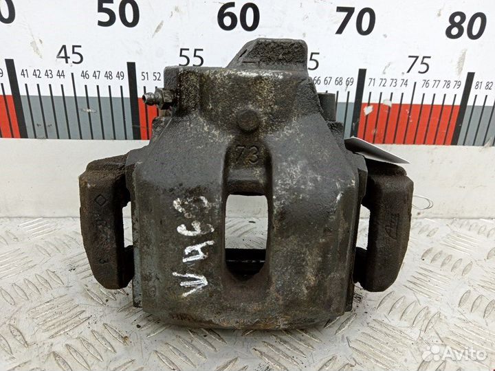 Суппорт передний левый BMW X5 (E53)