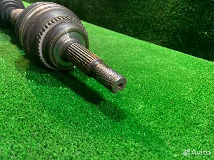 Привод передний левый Toyota Ipsum ACM26 2AZ-FE