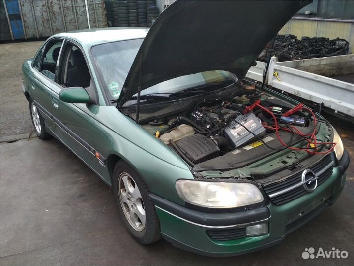 Разбор на запчасти Opel Omega B