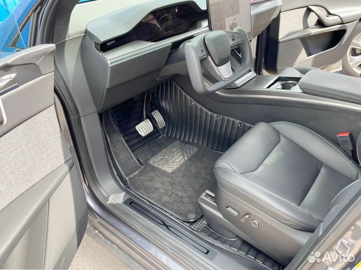 Коврики из экокожи для Tesla