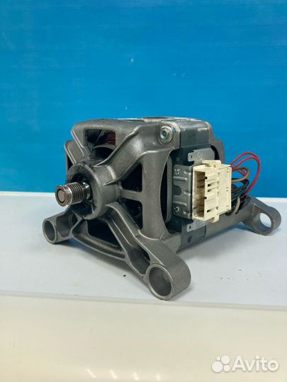 Двигатель стиральной машины Indesit, Ariston