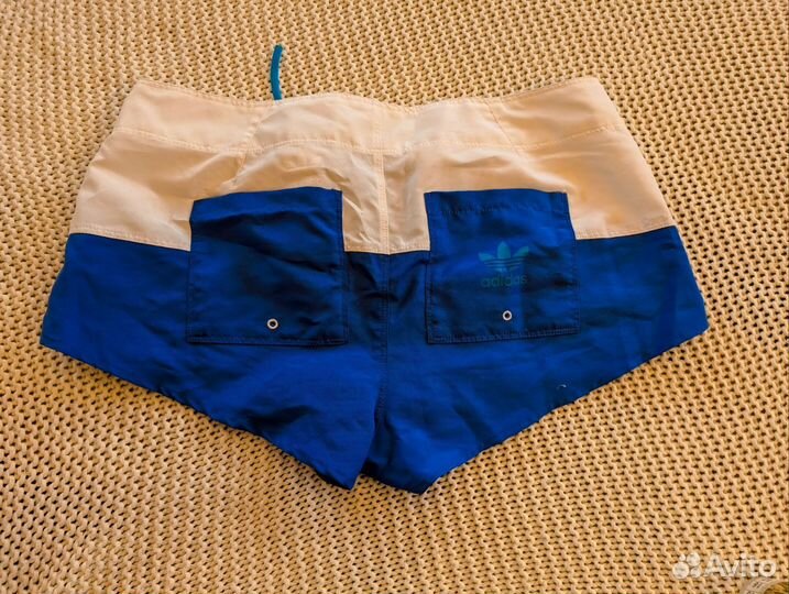 Женские новые шорты adidas размер L