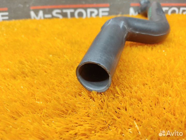 Водосток Mercedes-Benz S-Class W221 273.961 2008