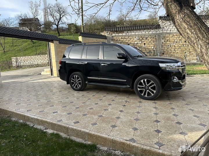 Toyota Land Cruiser 4.6 AT, 2015, 185 000 км