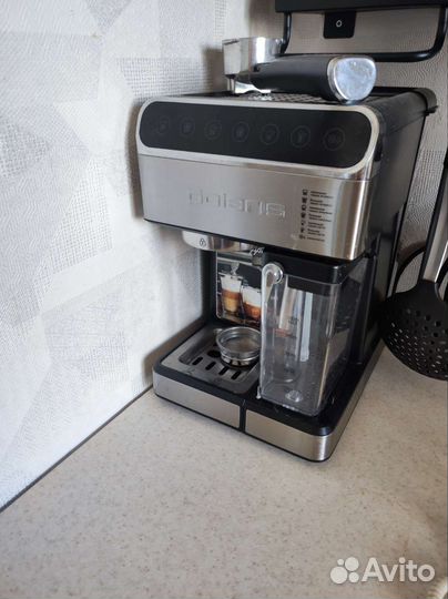 Кофеварка рожковая polaris pcm1535E