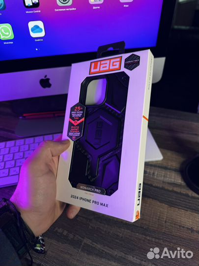 UAG Monarch 16 Pro Max Carbon Fiber