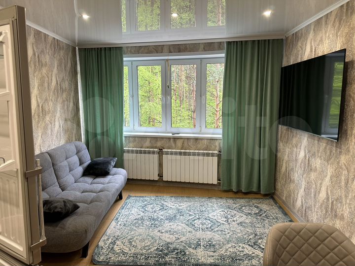2-к. квартира, 85 м², 3/14 эт.