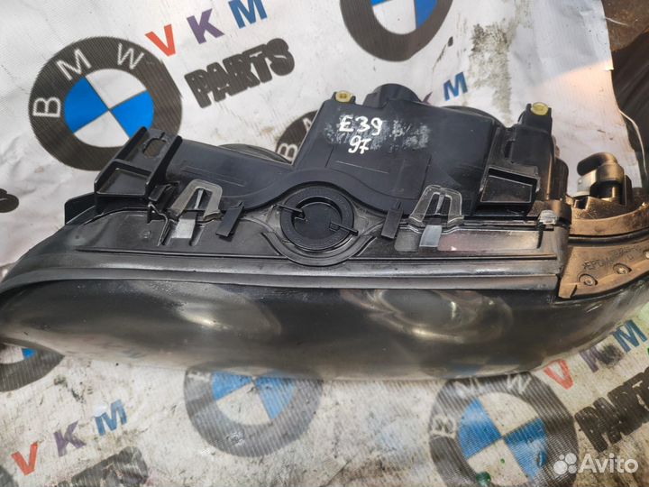 Передние фары бмв Е39 рестайлинг ксенон глазки