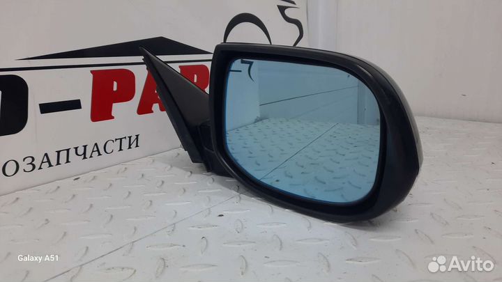 Зеркало правое на honda accord 8