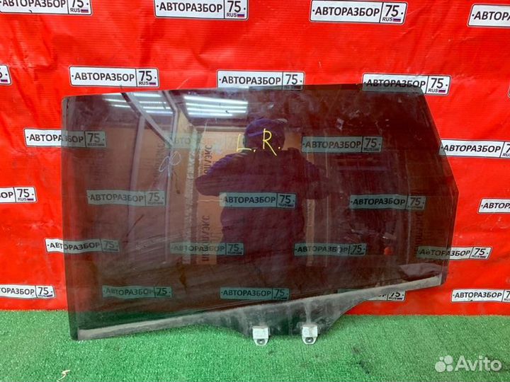 Стекло боковое заднее левое Honda Fit GD2 L13A