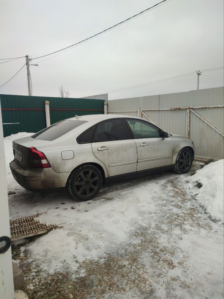 Volvo S40: фото владельца