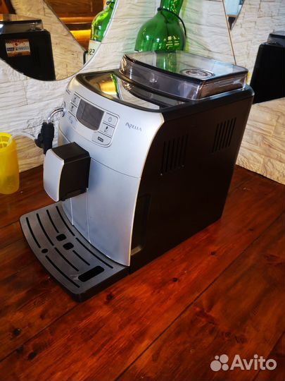 Кофемашина Saeco intelia
