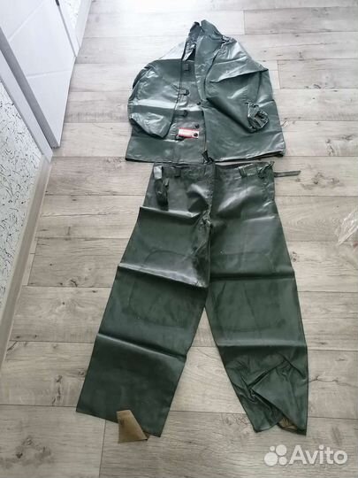 Костюм для защиты от воды