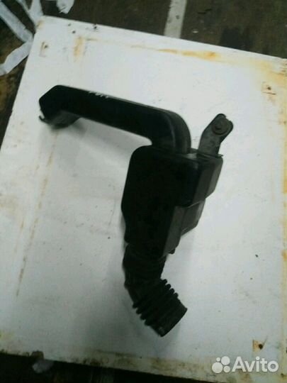 Корпус воздушного фильтра Киа Рио 1