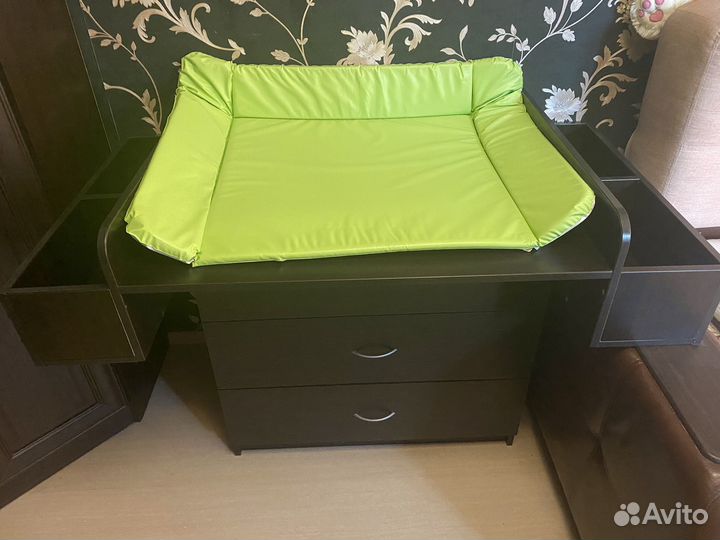 Пеленальная доска на комод