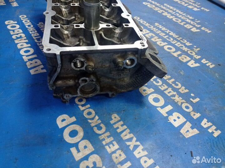 Головка блока цилиндров Ford Explorer внедорожник