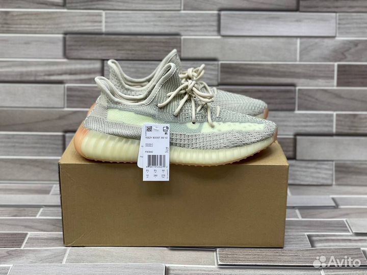 Кроссовки Adidas Yeezy Boost 350 v2 Citrin (36-45)