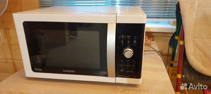 Продается свч-печь Samsung Trio