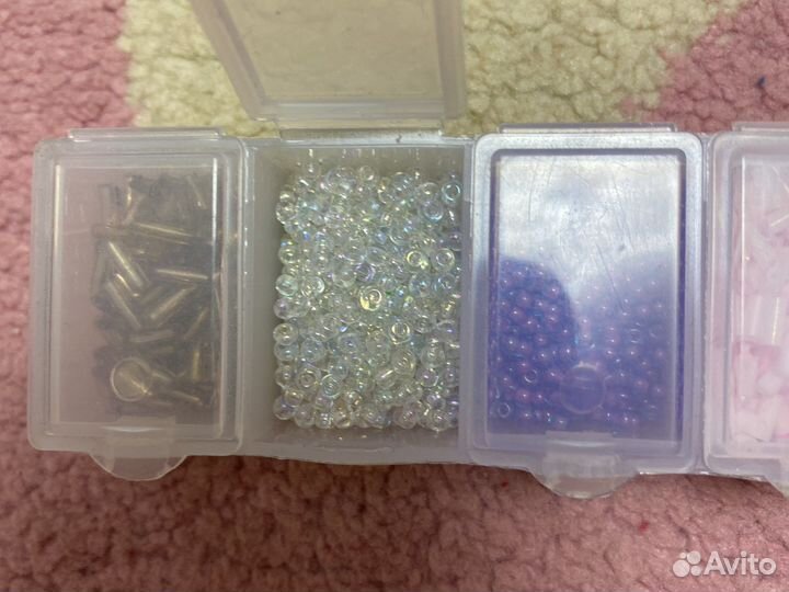 Бисер разноцветный