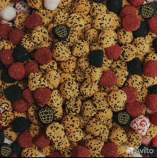 Продавец в магазин сладостей жуйколдуй