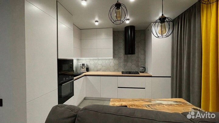 Кухня на заказ / Кухонный гарнитур