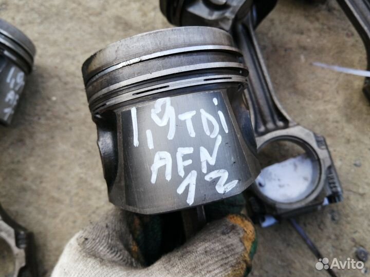 Шатун С Поршнем Пассат Б5 1.9 тди AFN 1Z