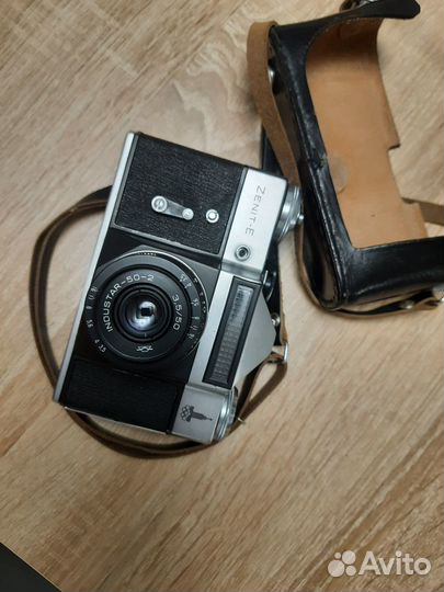 Пленочный фотоаппарат Зенит Е СССР