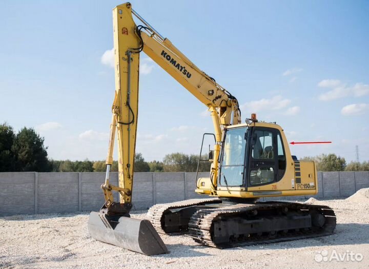 Стекло заднее на экскаватор Komatsu Komatsu PC150