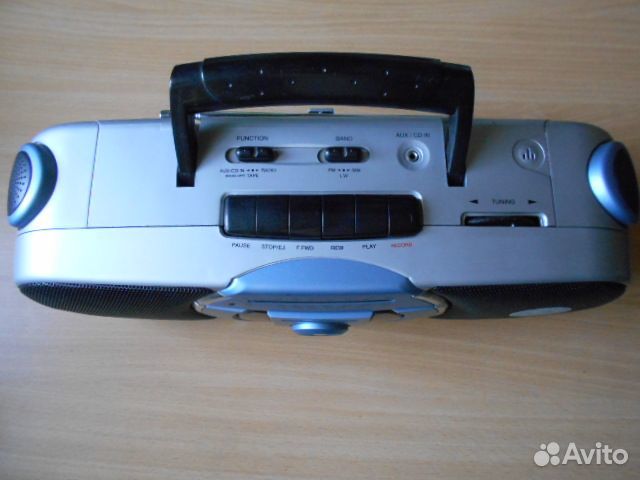 Радиоприемник FM-AUX