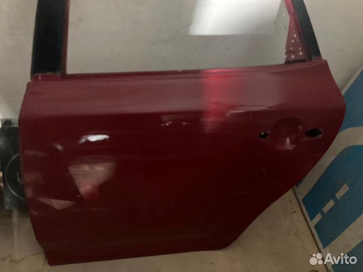 Дверь задняя левая Kia ceed