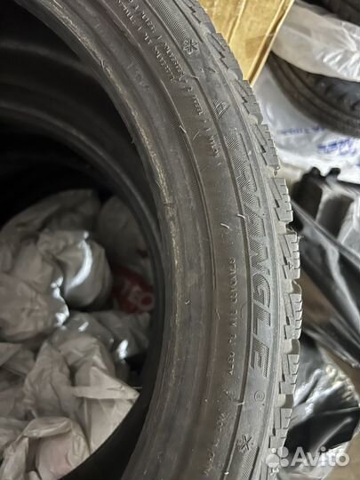 Triangle Snowlink PL02 225/40 R18