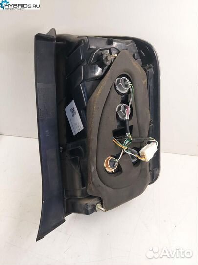 Фонарь задний левый Toyota Prius 2 NHW20