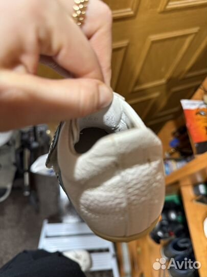 Кроссовки детские 20