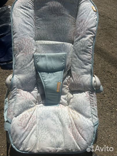 Шезлонг детский