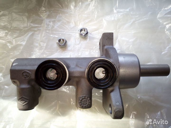 Цилиндр главный тормозной с ABS (оригинал) Logan