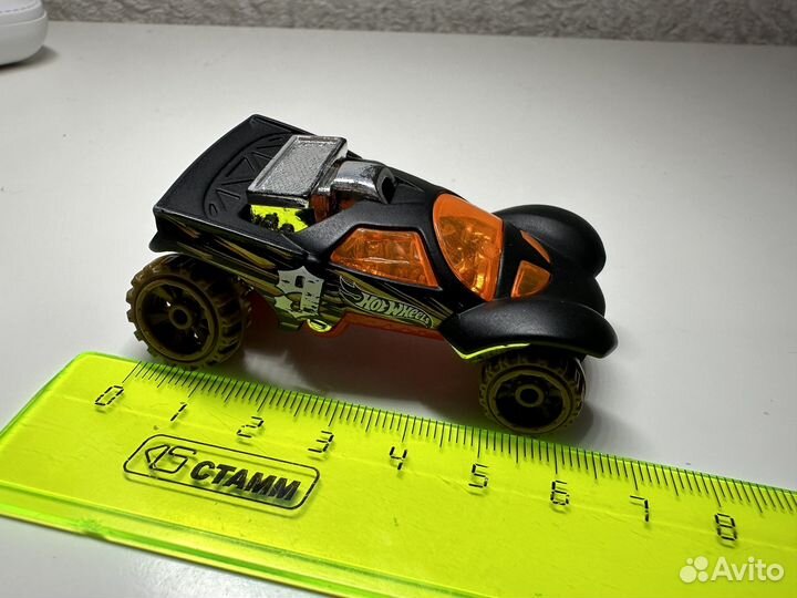 Машинки Hot Wheels