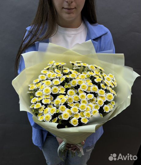 Ромашки в букете 100