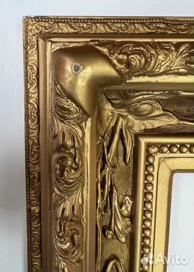 Рама деревянная в золоте 67*87см