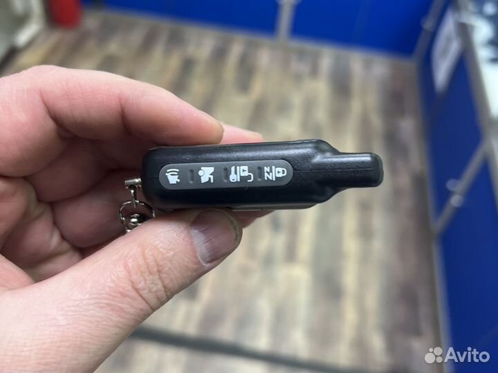 Брелок Tomahawk X3, X5, Z3, Z5 (томагавк х3, х5)