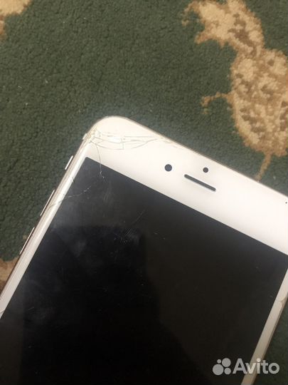 Телефон iPhone 6s+