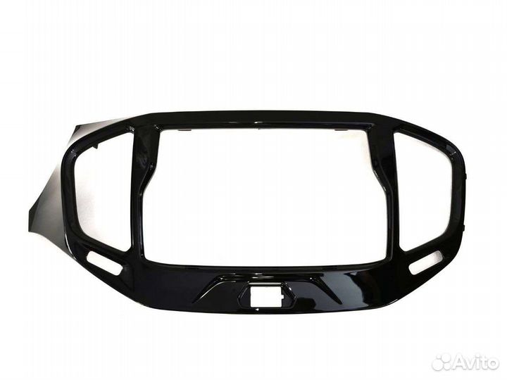 Облицовка центральной консоли на Лада Веста