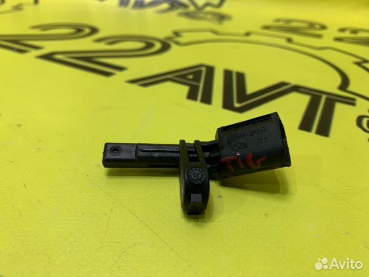 Датчик ABS задний правый Volkswagen Tiguan 5N1