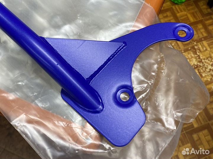 Растяжка передних стоек Mitsubishi Lancer IX