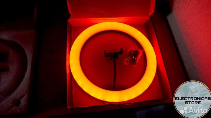 Светодиодная Лампа 26 см со Стойкой Снежно-Белёс