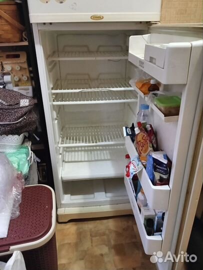 Холодильник и электрическая плита