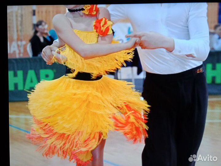 Платье для бальных танцев юниоры 1