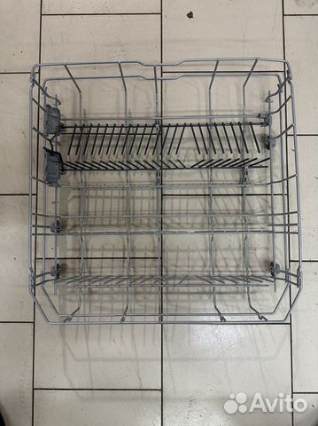 Нижняя корзина посудомоечной машины б/у Bosch