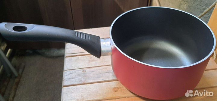 Ковш Rondell с антипригарным покрытием