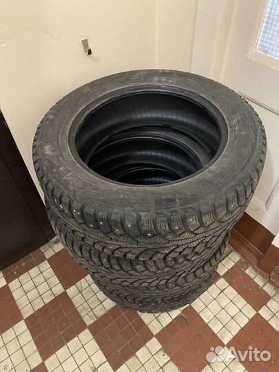 Nokian Tyres Hakkapeliitta 5 205/60 R17